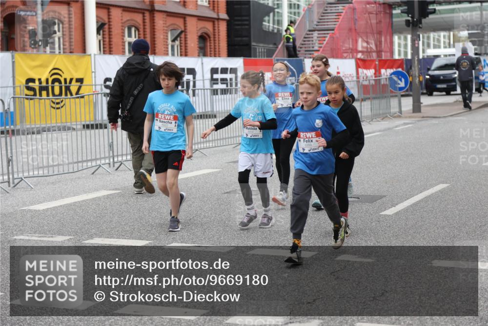 25.04.2026 - Das Zehntel Strokosch-Dieckow http://msf.ph/oto/9669180 25.04.2026 10:09:51 Allgemein zum Event 10, 6350 meine-sportfotos.de