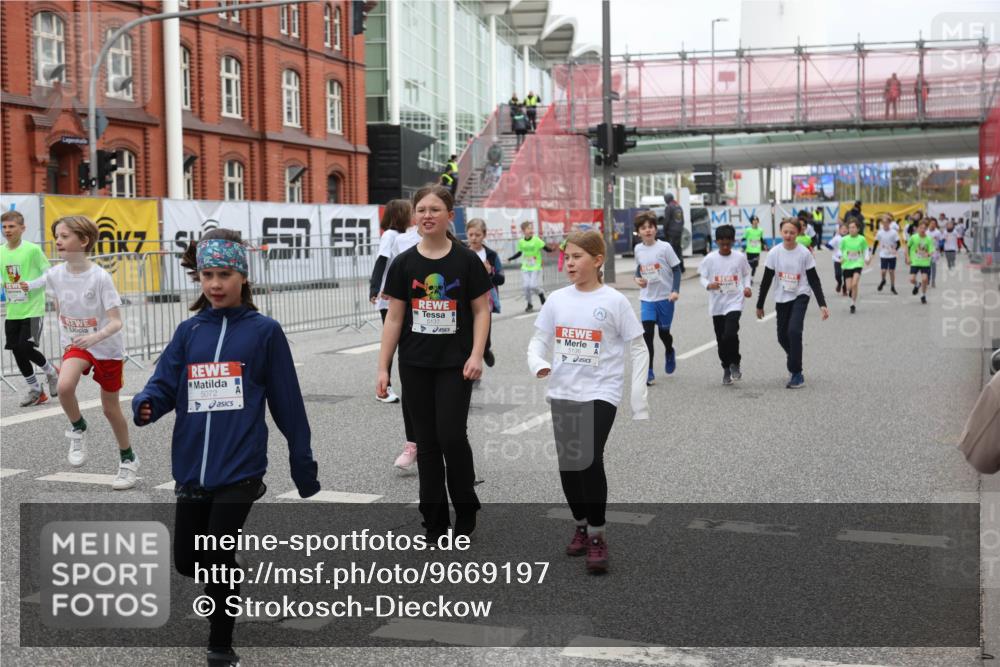 25.04.2026 - Das Zehntel Strokosch-Dieckow http://msf.ph/oto/9669197 25.04.2026 10:10:16 Allgemein zum Event 5072, 5137 meine-sportfotos.de