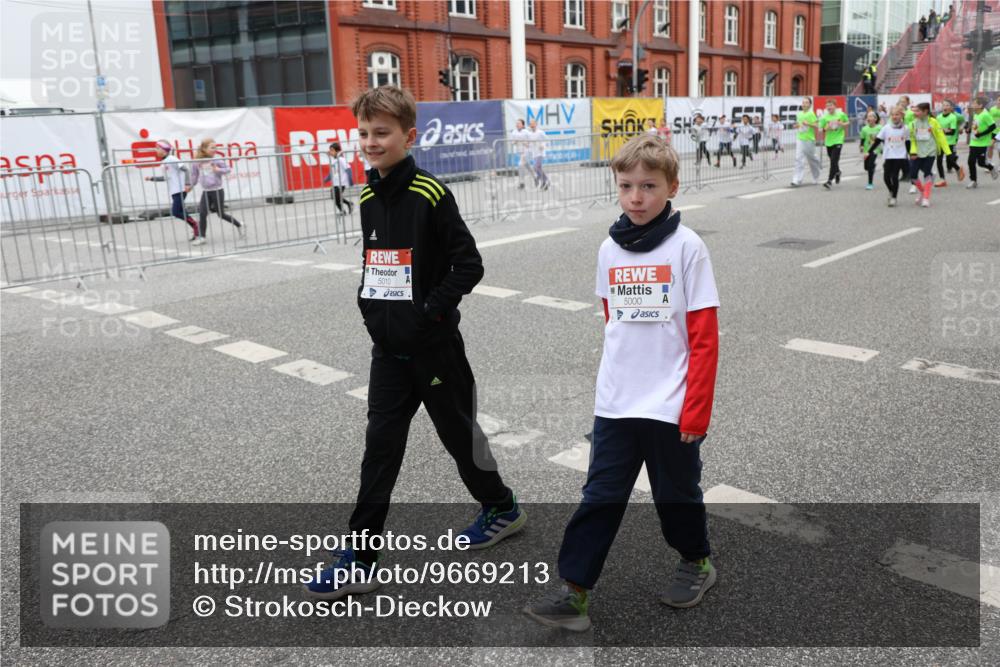 25.04.2026 - Das Zehntel Strokosch-Dieckow http://msf.ph/oto/9669213 25.04.2026 10:10:36 Allgemein zum Event 9, 5010, 5000 meine-sportfotos.de
