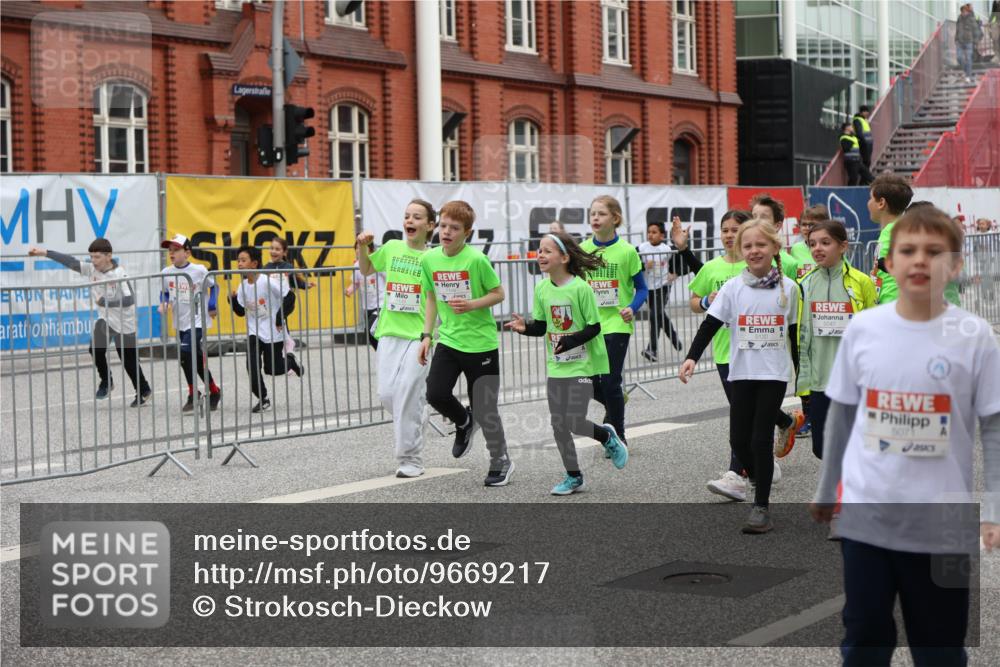 25.04.2026 - Das Zehntel Strokosch-Dieckow http://msf.ph/oto/9669217 25.04.2026 10:10:38 Allgemein zum Event 77777, 666966667, 5071 meine-sportfotos.de