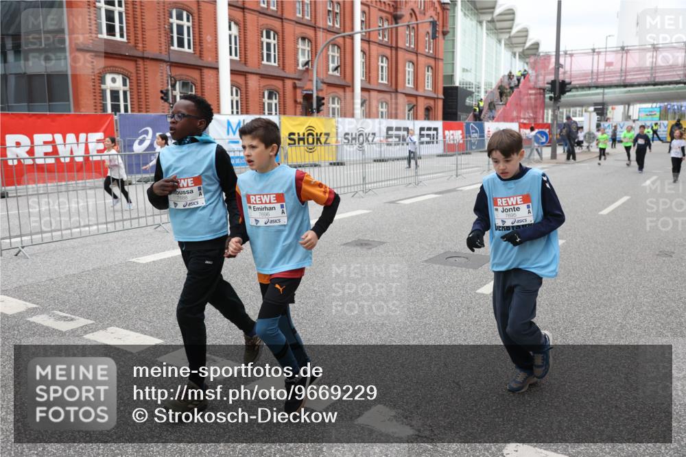 25.04.2026 - Das Zehntel Strokosch-Dieckow http://msf.ph/oto/9669229 25.04.2026 10:10:47 Allgemein zum Event 7688, 7696, 7695 meine-sportfotos.de