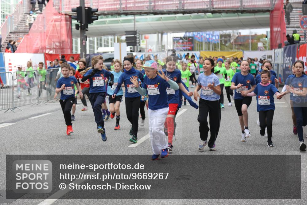 25.04.2026 - Das Zehntel Strokosch-Dieckow http://msf.ph/oto/9669267 25.04.2026 10:11:54 Allgemein zum Event 5451 meine-sportfotos.de