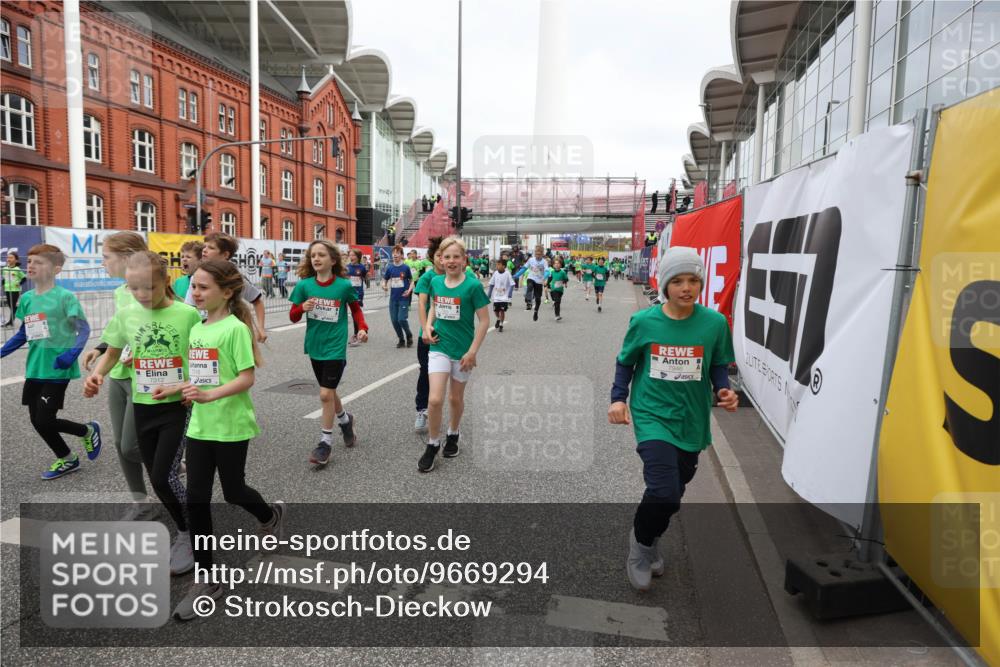 25.04.2026 - Das Zehntel Strokosch-Dieckow http://msf.ph/oto/9669294 25.04.2026 10:12:13 Allgemein zum Event 777 meine-sportfotos.de