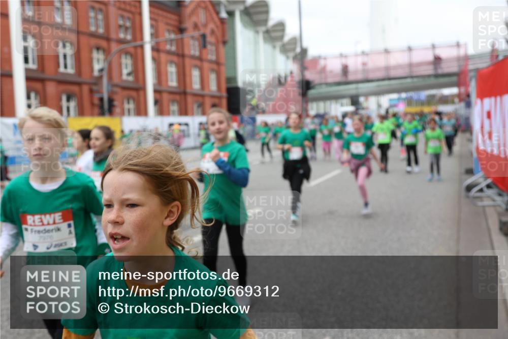25.04.2026 - Das Zehntel Strokosch-Dieckow http://msf.ph/oto/9669312 25.04.2026 10:12:30 Allgemein zum Event 7976 meine-sportfotos.de