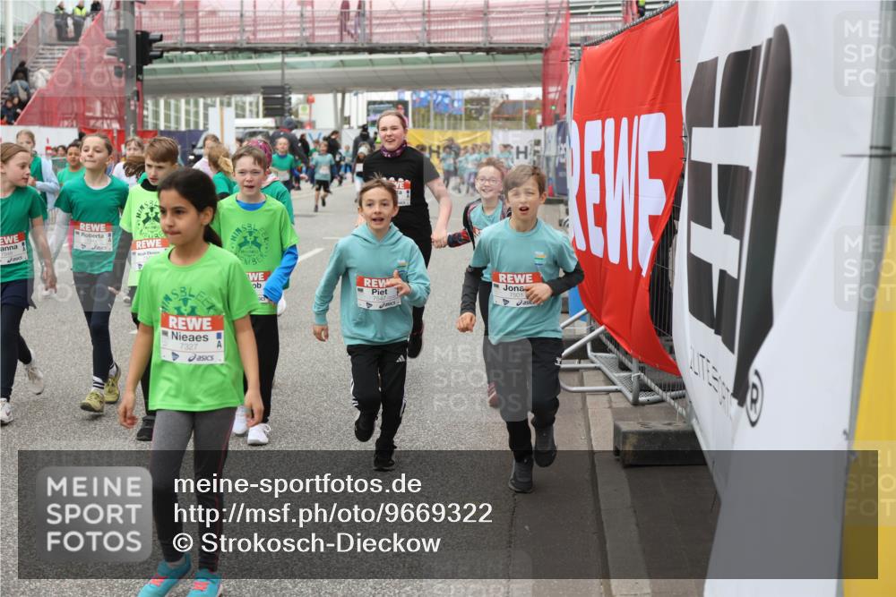 25.04.2026 - Das Zehntel Strokosch-Dieckow http://msf.ph/oto/9669322 25.04.2026 10:12:34 Allgemein zum Event 7327, 7547, 7501 meine-sportfotos.de