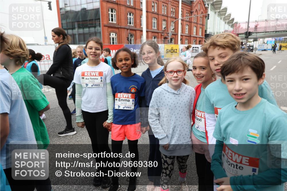 25.04.2026 - Das Zehntel Strokosch-Dieckow http://msf.ph/oto/9669380 25.04.2026 10:15:56 Allgemein zum Event 5423, 5410, 1577, 7613 meine-sportfotos.de