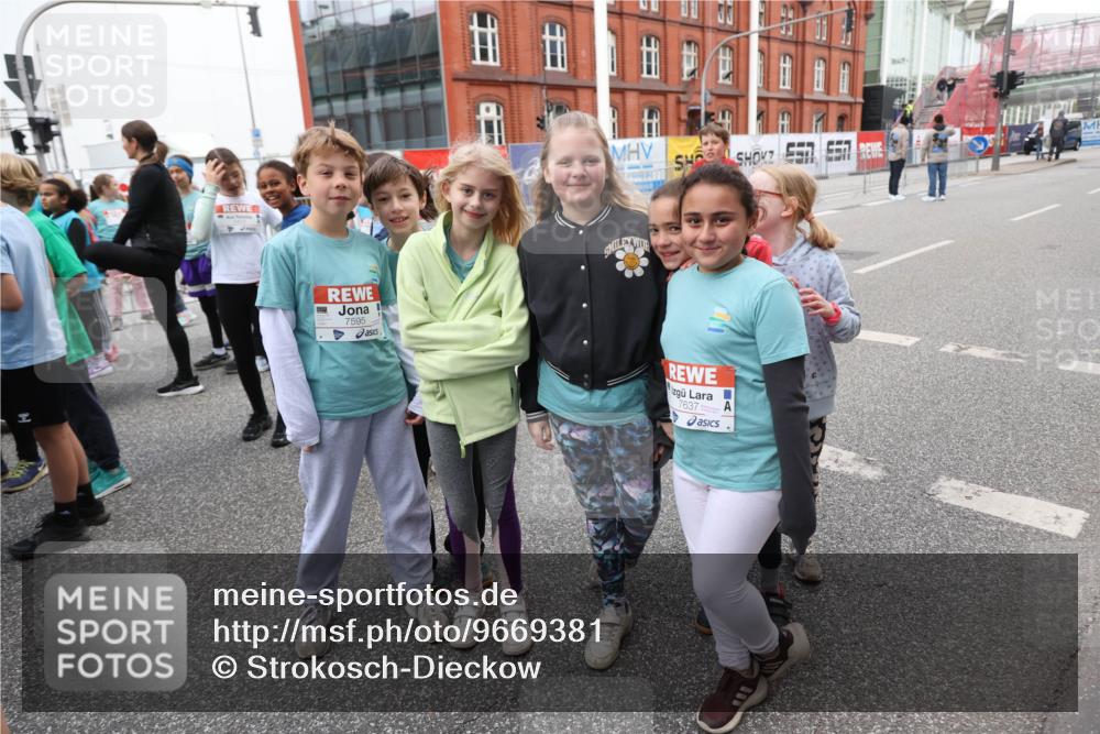 25.04.2026 - Das Zehntel Strokosch-Dieckow http://msf.ph/oto/9669381 25.04.2026 10:16:07 Allgemein zum Event 7595, 7637 meine-sportfotos.de