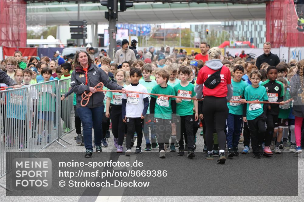 25.04.2026 - Das Zehntel Strokosch-Dieckow http://msf.ph/oto/9669386 25.04.2026 10:30:56 Allgemein zum Event 40 meine-sportfotos.de