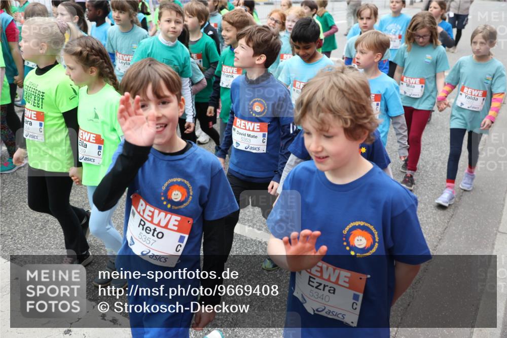 25.04.2026 - Das Zehntel Strokosch-Dieckow http://msf.ph/oto/9669408 25.04.2026 10:31:32 Allgemein zum Event 71144, 54, 059, 5357, 5353, 5340 meine-sportfotos.de