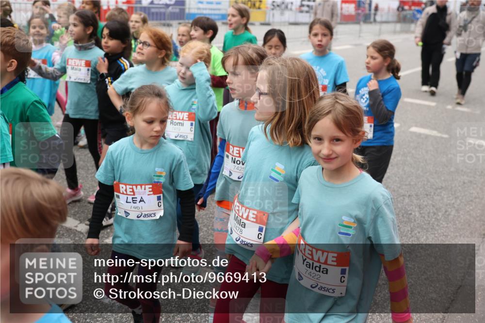 25.04.2026 - Das Zehntel Strokosch-Dieckow http://msf.ph/oto/9669413 25.04.2026 10:31:34 Allgemein zum Event 7419, 1461, 7425, 7478, 7422 meine-sportfotos.de