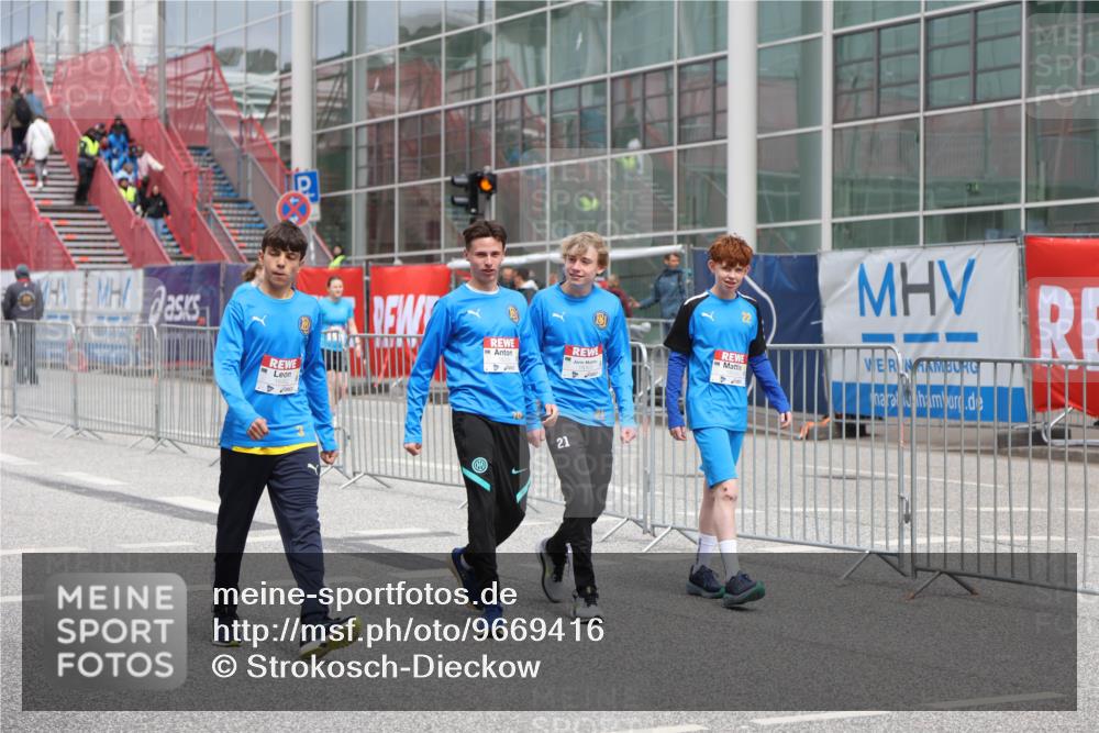 25.04.2026 - Das Zehntel Strokosch-Dieckow http://msf.ph/oto/9669416 25.04.2026 14:05:19 Allgemein zum Event 22, 21 meine-sportfotos.de
