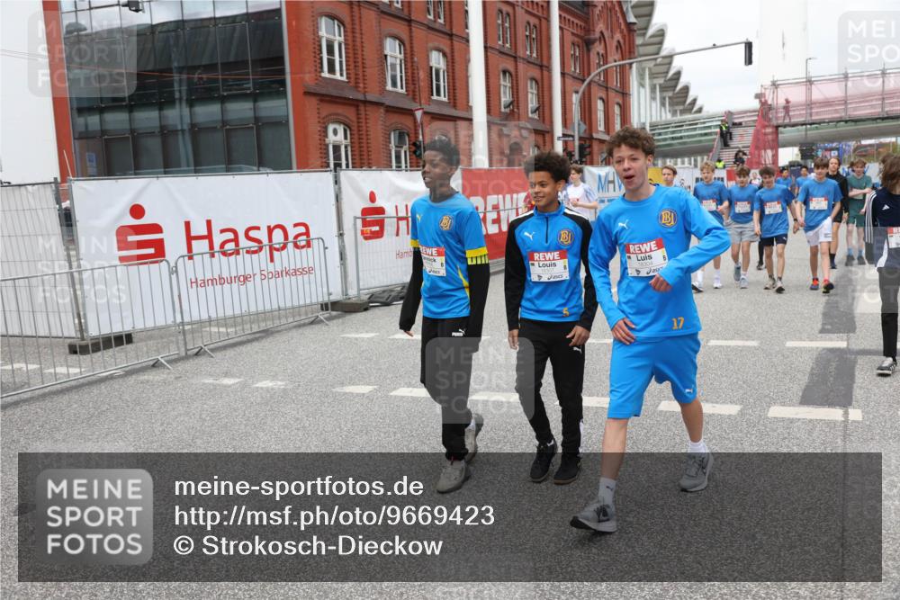 25.04.2026 - Das Zehntel Strokosch-Dieckow http://msf.ph/oto/9669423 25.04.2026 14:06:08 Allgemein zum Event 17 meine-sportfotos.de
