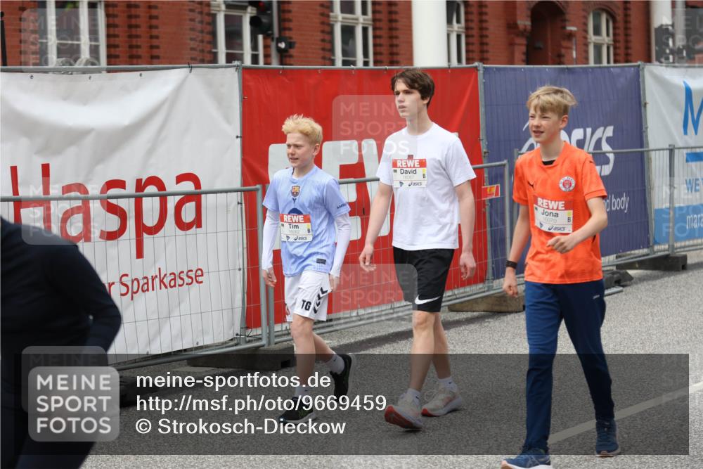 25.04.2026 - Das Zehntel Strokosch-Dieckow http://msf.ph/oto/9669459 25.04.2026 14:11:04 Allgemein zum Event 16062, 16067, 16070 meine-sportfotos.de