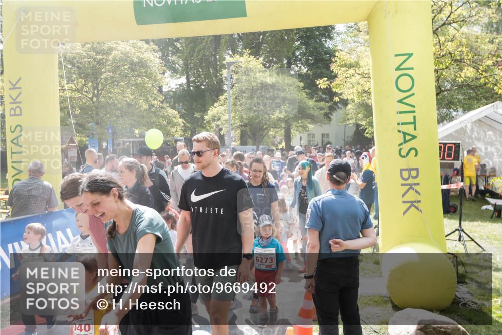09.05.2026 - Störlauf H.Heesch http://msf.ph/oto/9669492 09.05.2026 13:03:59 Ziel 6027, 040, 2, 6273 meine-sportfotos.de