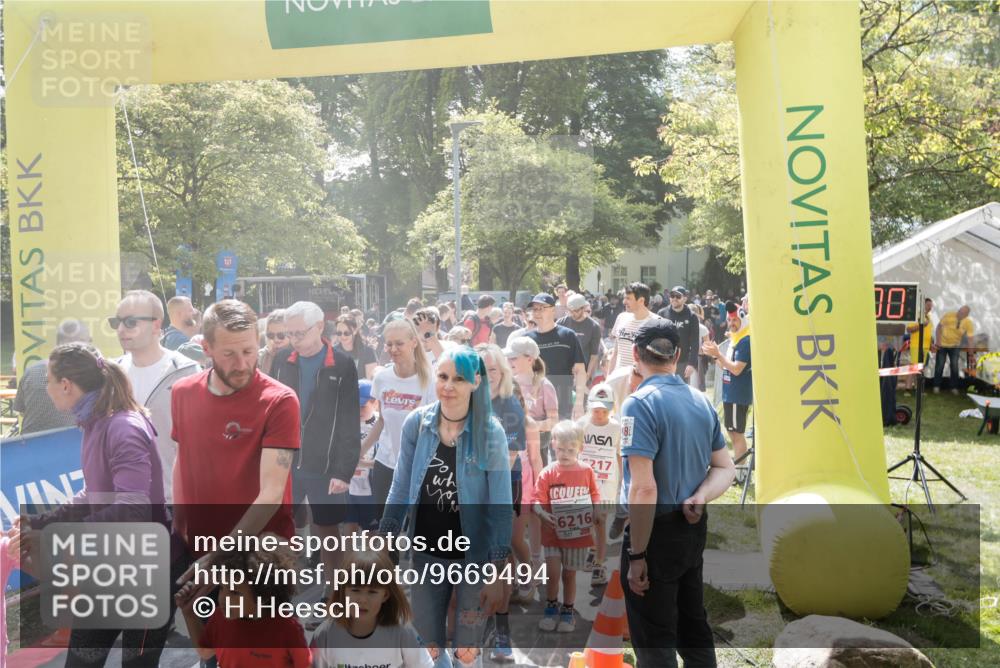 09.05.2026 - Störlauf H.Heesch http://msf.ph/oto/9669494 09.05.2026 13:04:05 Ziel 6216 meine-sportfotos.de