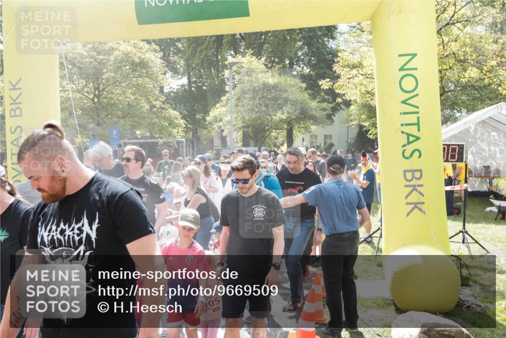 09.05.2026 - Störlauf H.Heesch http://msf.ph/oto/9669509 09.05.2026 13:04:26 Ziel 10, 11, 2023, 05 meine-sportfotos.de