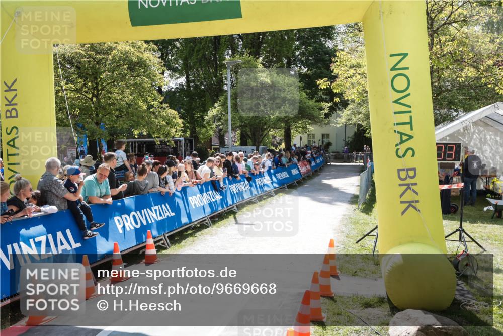 09.05.2026 - Störlauf H.Heesch http://msf.ph/oto/9669668 09.05.2026 13:22:04 Ziel 88 meine-sportfotos.de