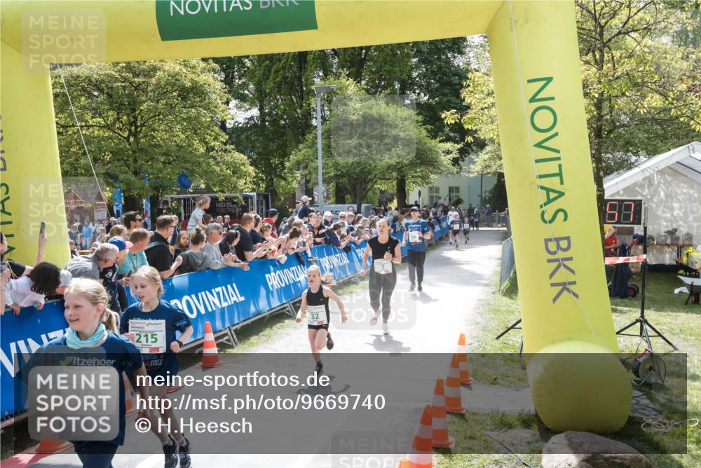 09.05.2026 - Störlauf H.Heesch http://msf.ph/oto/9669740 09.05.2026 13:26:58 Ziel 2026, 105, 215, 32 meine-sportfotos.de