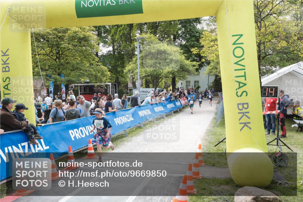 09.05.2026 - Störlauf H.Heesch http://msf.ph/oto/9669850 09.05.2026 13:31:14 Ziel 48, 21, 0, 256, 38 meine-sportfotos.de