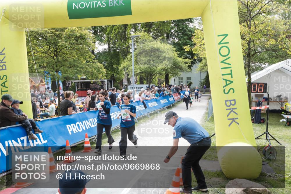 09.05.2026 - Störlauf H.Heesch http://msf.ph/oto/9669868 09.05.2026 13:33:07 Ziel 295, 88 meine-sportfotos.de