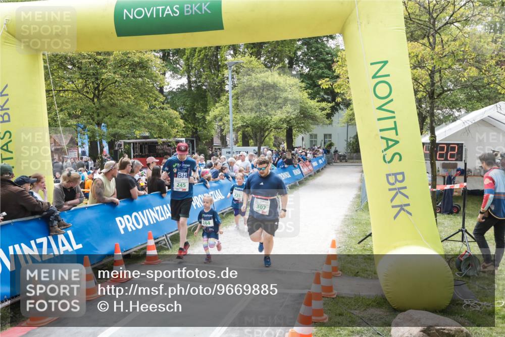 09.05.2026 - Störlauf H.Heesch http://msf.ph/oto/9669885 09.05.2026 13:34:21 Ziel 245, 244, 235, 307, 88 meine-sportfotos.de