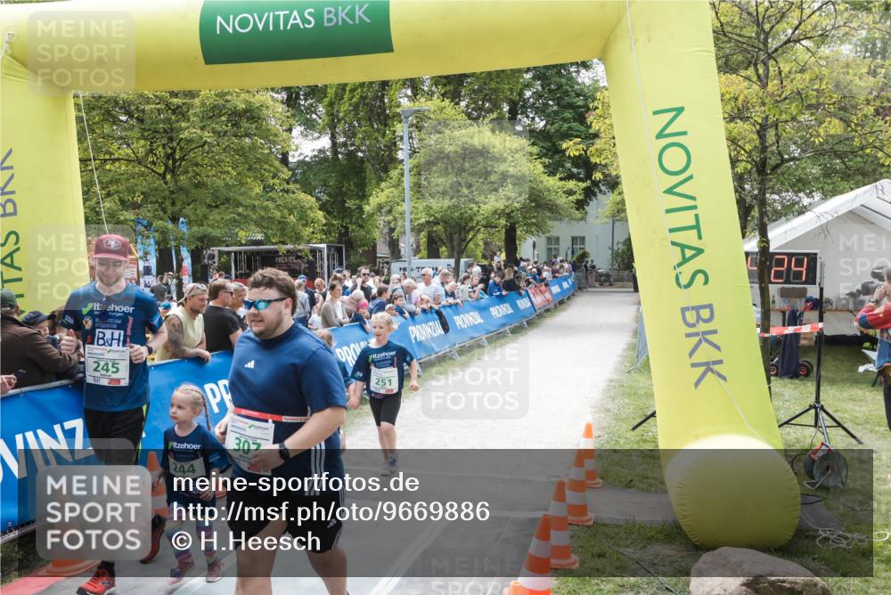 09.05.2026 - Störlauf H.Heesch http://msf.ph/oto/9669886 09.05.2026 13:34:23 Ziel 13, 245, 244, 307, 251, 88 meine-sportfotos.de