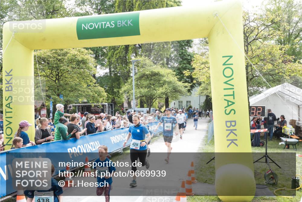 09.05.2026 - Störlauf H.Heesch http://msf.ph/oto/9669939 09.05.2026 13:44:31 Ziel 438, 429, 439, 462 meine-sportfotos.de