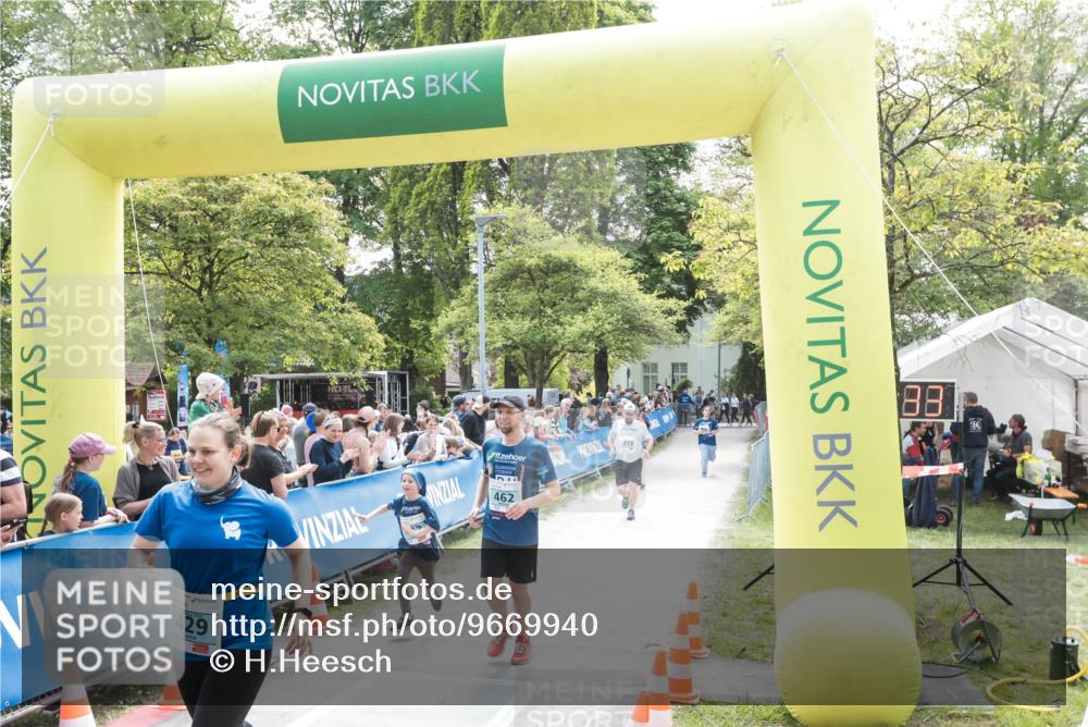 09.05.2026 - Störlauf H.Heesch http://msf.ph/oto/9669940 09.05.2026 13:44:32 Ziel 429, 462, 88 meine-sportfotos.de