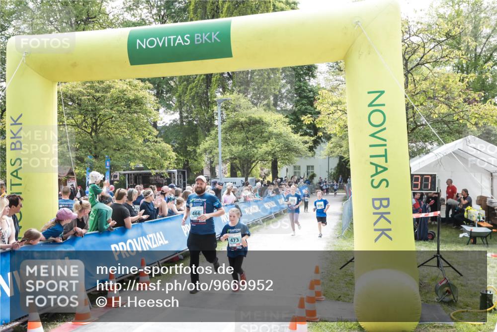 09.05.2026 - Störlauf H.Heesch http://msf.ph/oto/9669952 09.05.2026 13:45:38 Ziel 466, 473, 372 meine-sportfotos.de