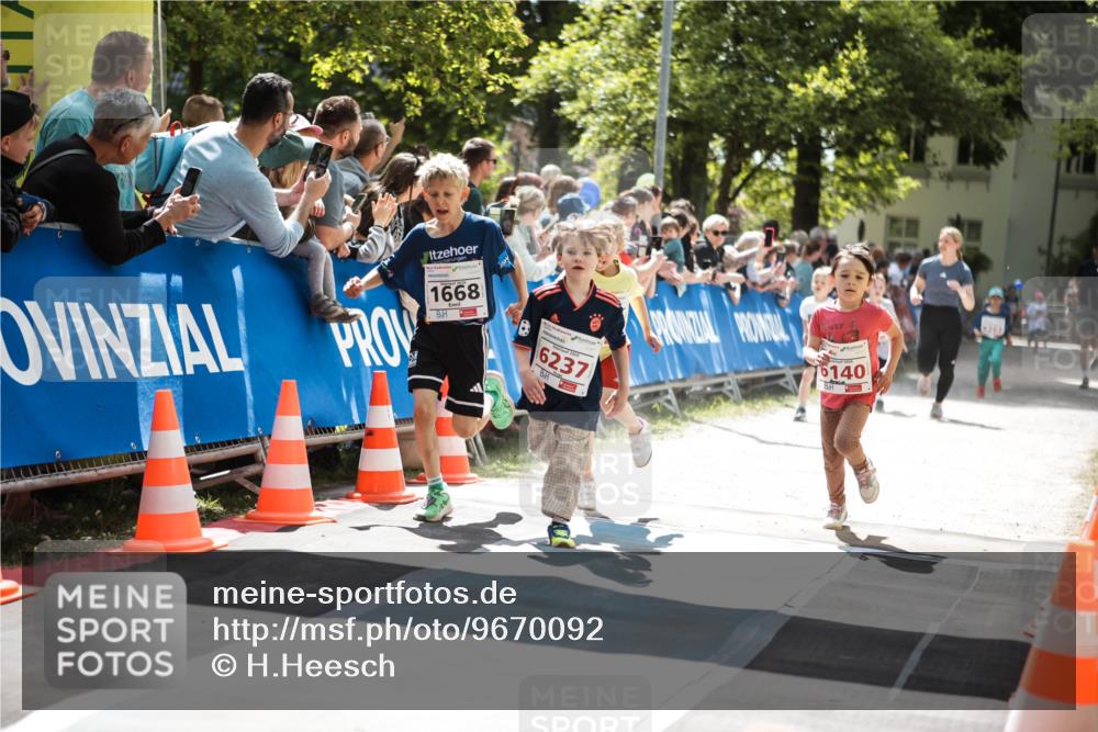 09.05.2026 - Störlauf H.Heesch http://msf.ph/oto/9670092 09.05.2026 13:01:48 Ziel 1668, 6237, 6140 meine-sportfotos.de