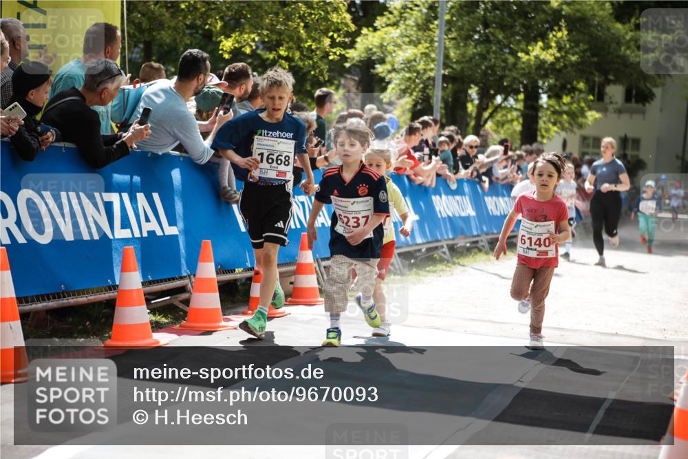 09.05.2026 - Störlauf H.Heesch http://msf.ph/oto/9670093 09.05.2026 13:01:48 Ziel 1668, 6237, 6140 meine-sportfotos.de