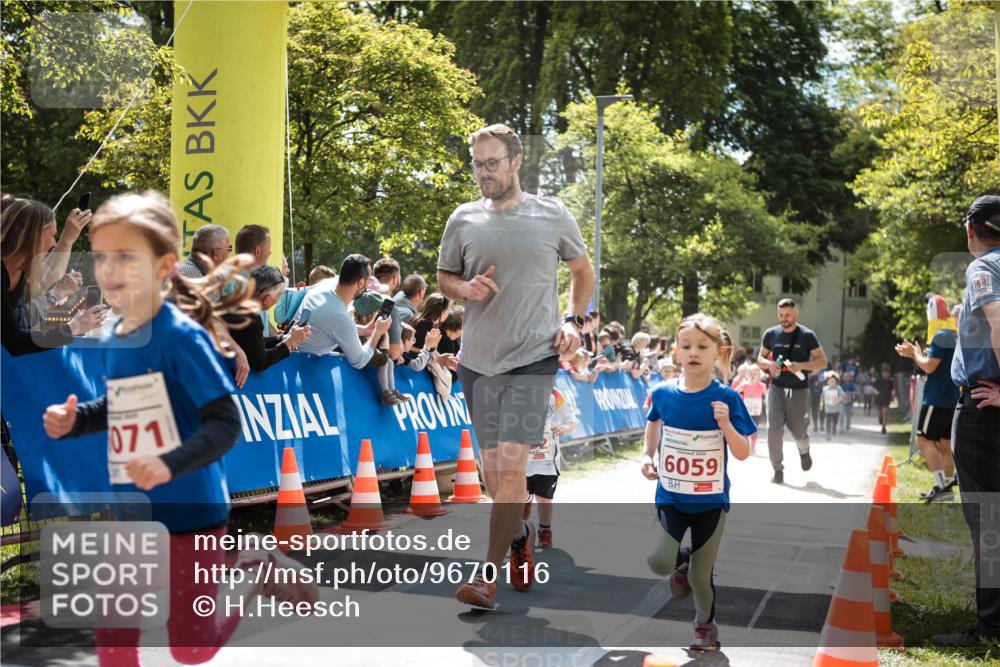 09.05.2026 - Störlauf H.Heesch http://msf.ph/oto/9670116 09.05.2026 13:02:08 Ziel 071, 6059, 1681 meine-sportfotos.de