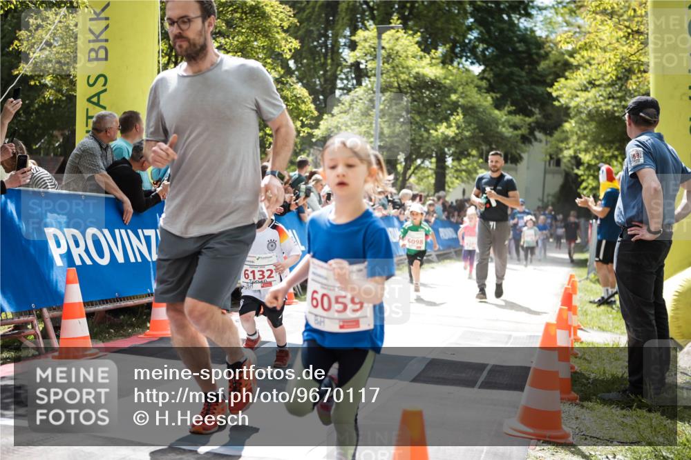 09.05.2026 - Störlauf H.Heesch http://msf.ph/oto/9670117 09.05.2026 13:02:08 Ziel 6132, 6059, 6098, 1681 meine-sportfotos.de