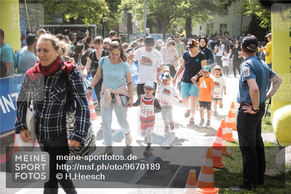 09.05.2026 - Störlauf H.Heesch http://msf.ph/oto/9670189 09.05.2026 13:02:50 Ziel 6238, 2, 3, 6186, 681, 161 meine-sportfotos.de