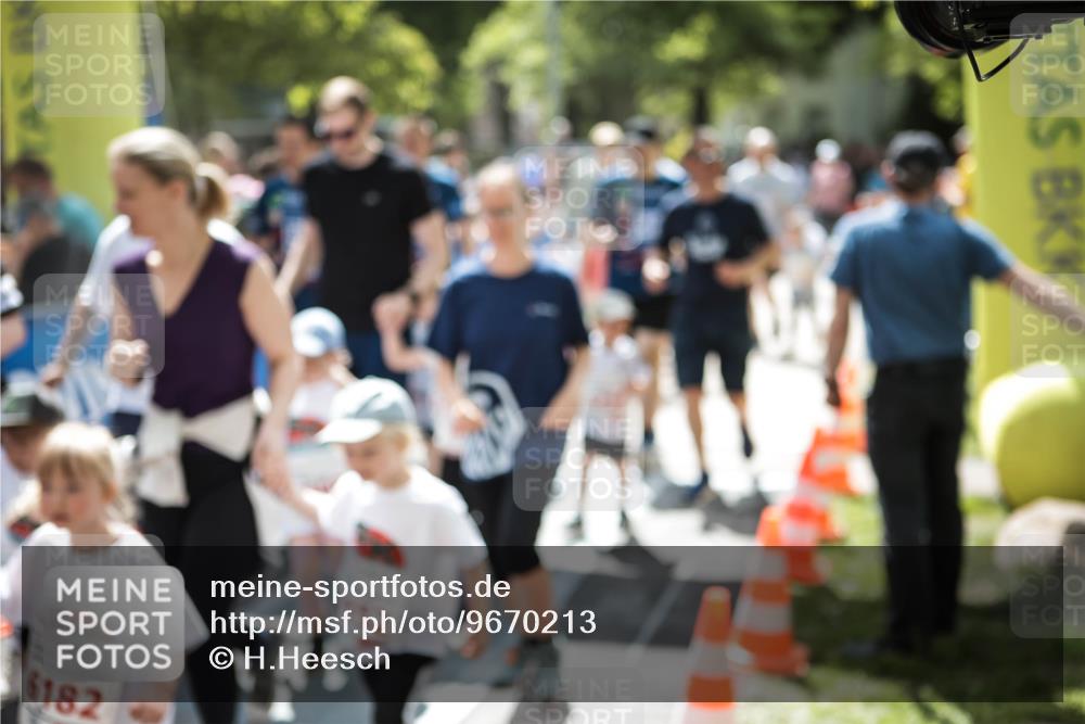 09.05.2026 - Störlauf H.Heesch http://msf.ph/oto/9670213 09.05.2026 13:03:01 Ziel 6182 meine-sportfotos.de