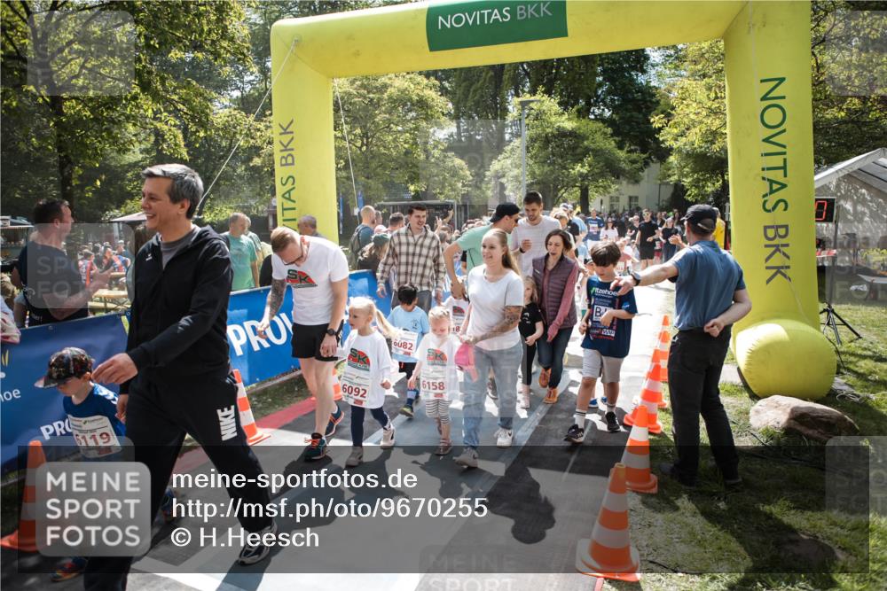 09.05.2026 - Störlauf H.Heesch http://msf.ph/oto/9670255 09.05.2026 13:03:24 Ziel 119, 6082, 18, 6092, 6158 meine-sportfotos.de