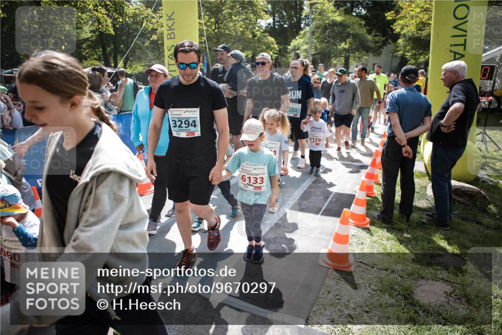 09.05.2026 - Störlauf H.Heesch http://msf.ph/oto/9670297 09.05.2026 13:03:40 Ziel 060, 3294, 6133 meine-sportfotos.de