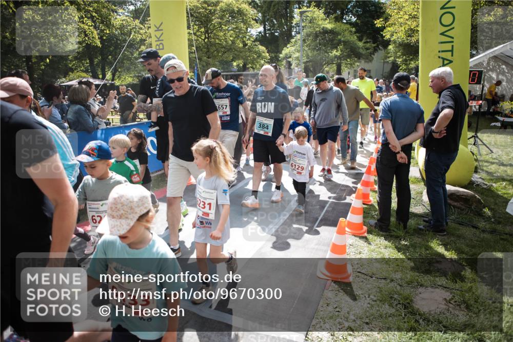 09.05.2026 - Störlauf H.Heesch http://msf.ph/oto/9670300 09.05.2026 13:03:41 Ziel 657, 62, 231, 6133, 90, 384, 6129 meine-sportfotos.de