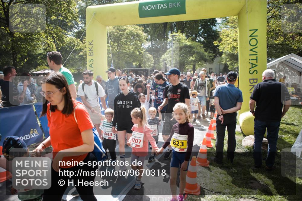 09.05.2026 - Störlauf H.Heesch http://msf.ph/oto/9670318 09.05.2026 13:03:51 Ziel 2026, 107, 6213, 6044, 6207, 69, 823, 6135 meine-sportfotos.de