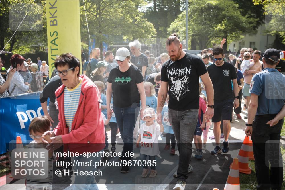 09.05.2026 - Störlauf H.Heesch http://msf.ph/oto/9670365 09.05.2026 13:04:24 Ziel 6202, 6191 meine-sportfotos.de