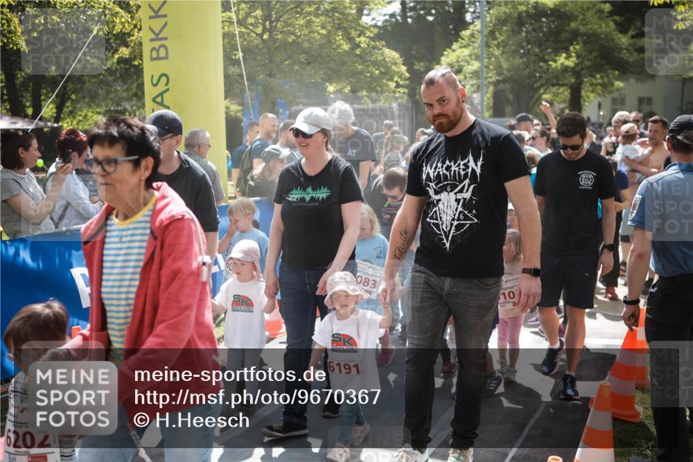 09.05.2026 - Störlauf H.Heesch http://msf.ph/oto/9670367 09.05.2026 13:04:25 Ziel 2026, 6202, 6191, 083, 10 meine-sportfotos.de