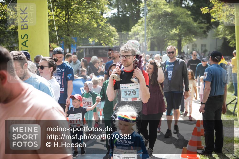 09.05.2026 - Störlauf H.Heesch http://msf.ph/oto/9670385 09.05.2026 13:04:36 Ziel 6271, 6103, 2026, 529, 2026 meine-sportfotos.de