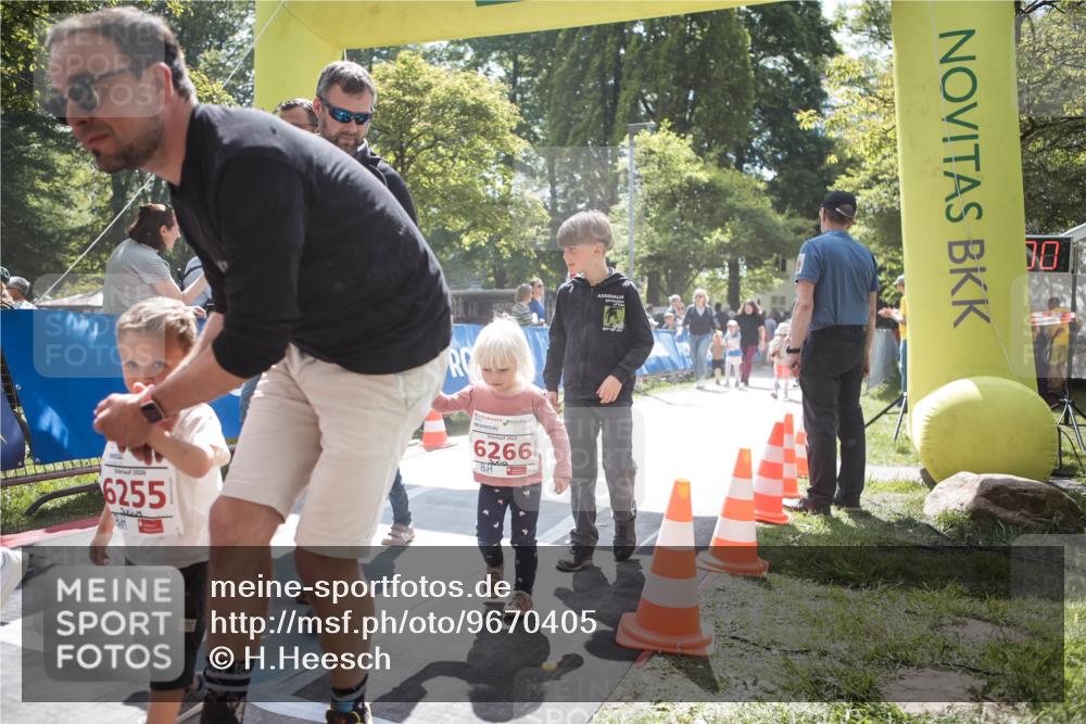 09.05.2026 - Störlauf H.Heesch http://msf.ph/oto/9670405 09.05.2026 13:04:50 Ziel 6255, 6266 meine-sportfotos.de