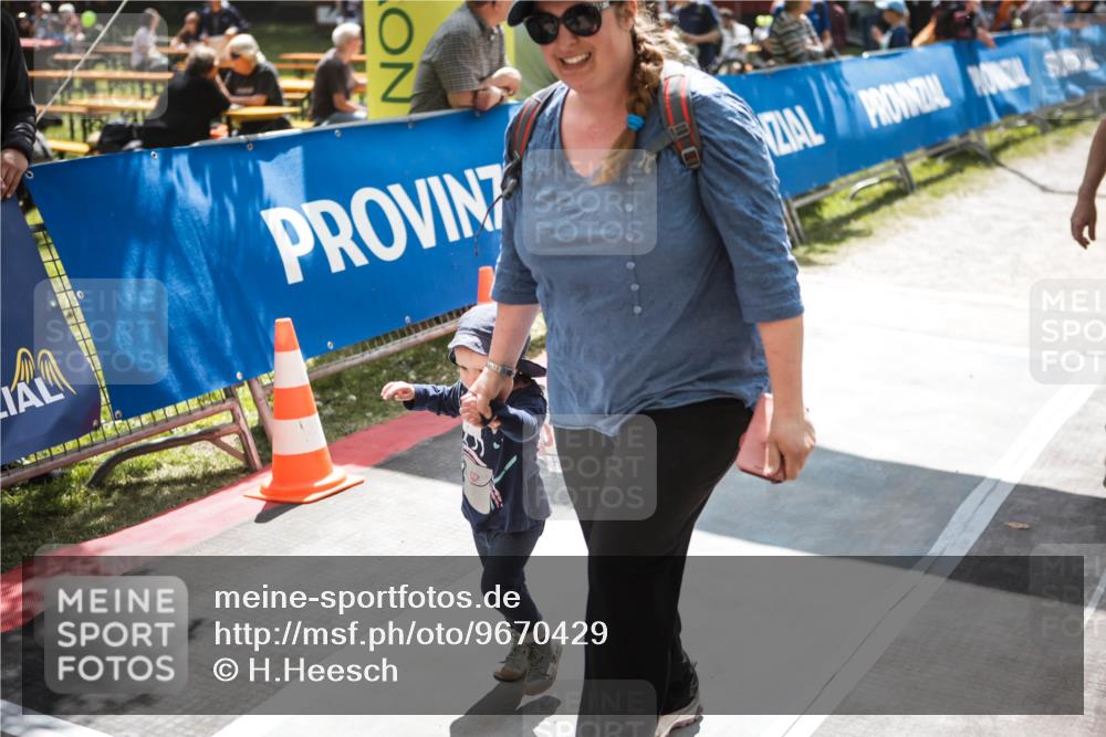 09.05.2026 - Störlauf H.Heesch http://msf.ph/oto/9670429 09.05.2026 13:05:14 Ziel 100000 meine-sportfotos.de