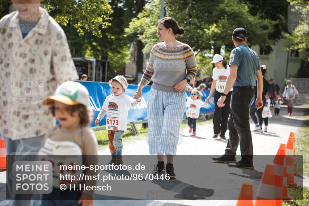 09.05.2026 - Störlauf H.Heesch http://msf.ph/oto/9670446 09.05.2026 13:06:12 Ziel 6214, 6185, 6173, 153, 6096 meine-sportfotos.de
