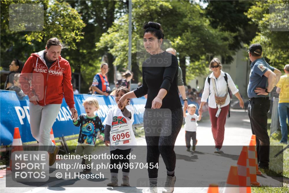 09.05.2026 - Störlauf H.Heesch http://msf.ph/oto/9670454 09.05.2026 13:06:27 Ziel 2026, 6096 meine-sportfotos.de