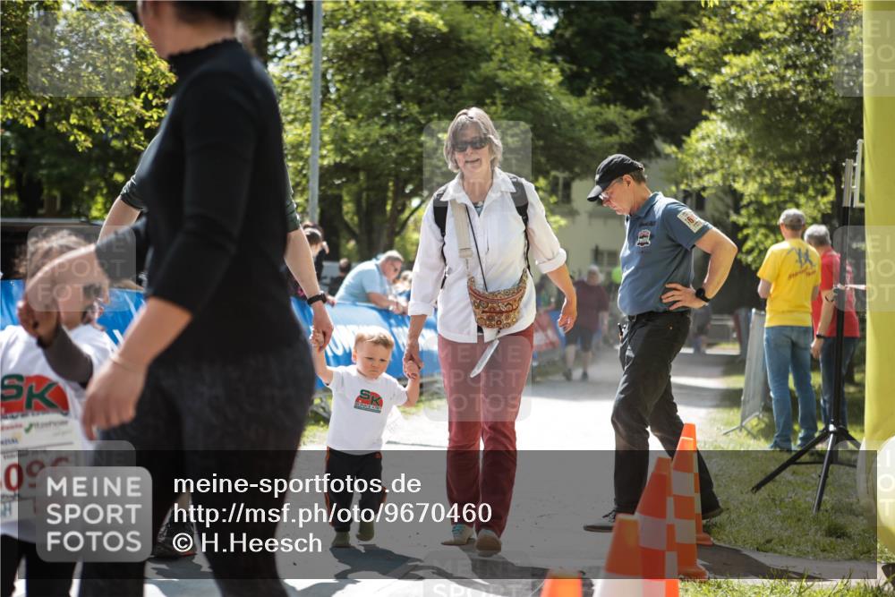 09.05.2026 - Störlauf H.Heesch http://msf.ph/oto/9670460 09.05.2026 13:06:30 Ziel 096 meine-sportfotos.de