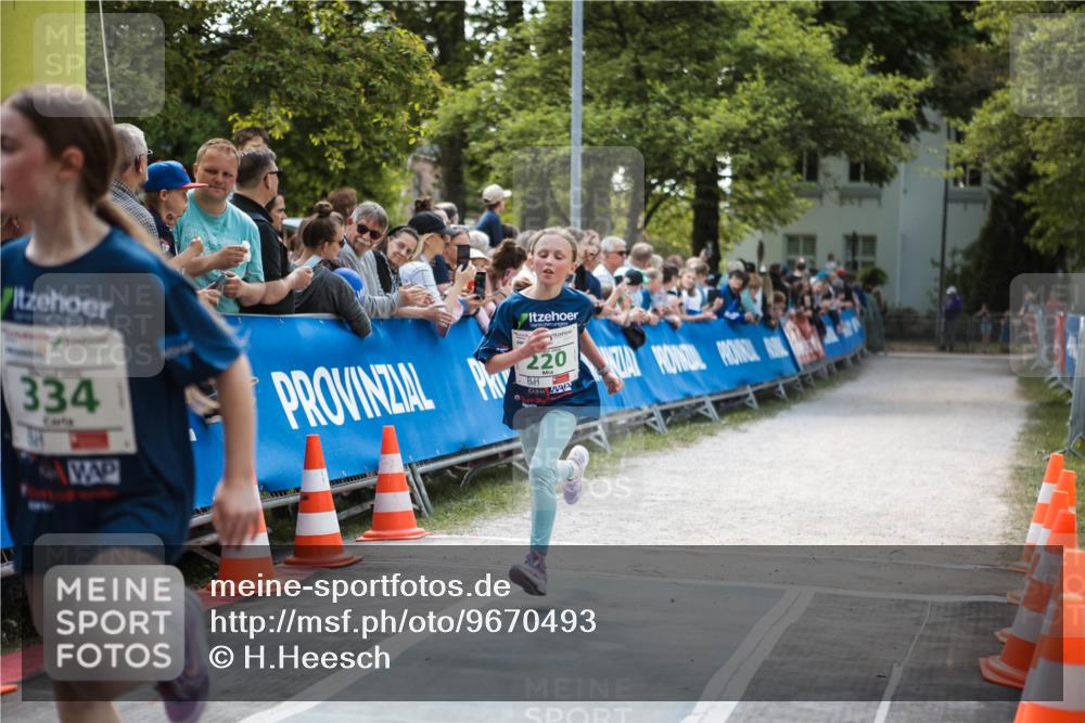 09.05.2026 - Störlauf H.Heesch http://msf.ph/oto/9670493 09.05.2026 13:24:34 Ziel 334, 220 meine-sportfotos.de