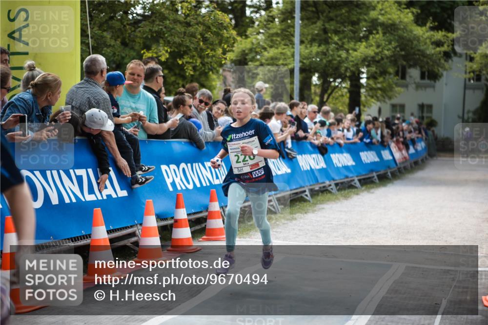 09.05.2026 - Störlauf H.Heesch http://msf.ph/oto/9670494 09.05.2026 13:24:34 Ziel 220 meine-sportfotos.de