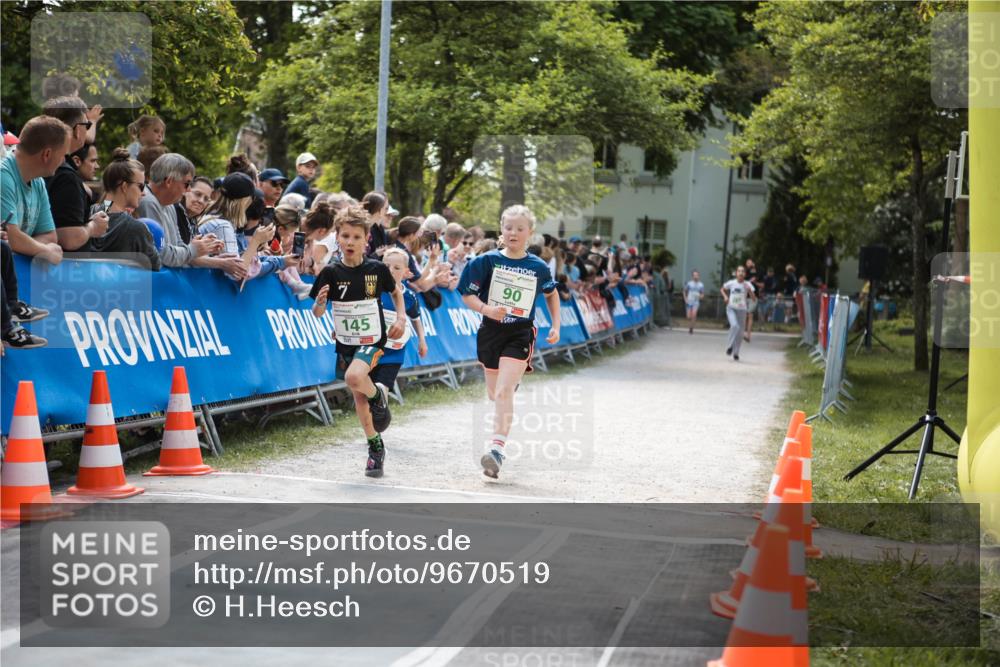 09.05.2026 - Störlauf H.Heesch http://msf.ph/oto/9670519 09.05.2026 13:25:21 Ziel 145, 90, 40 meine-sportfotos.de